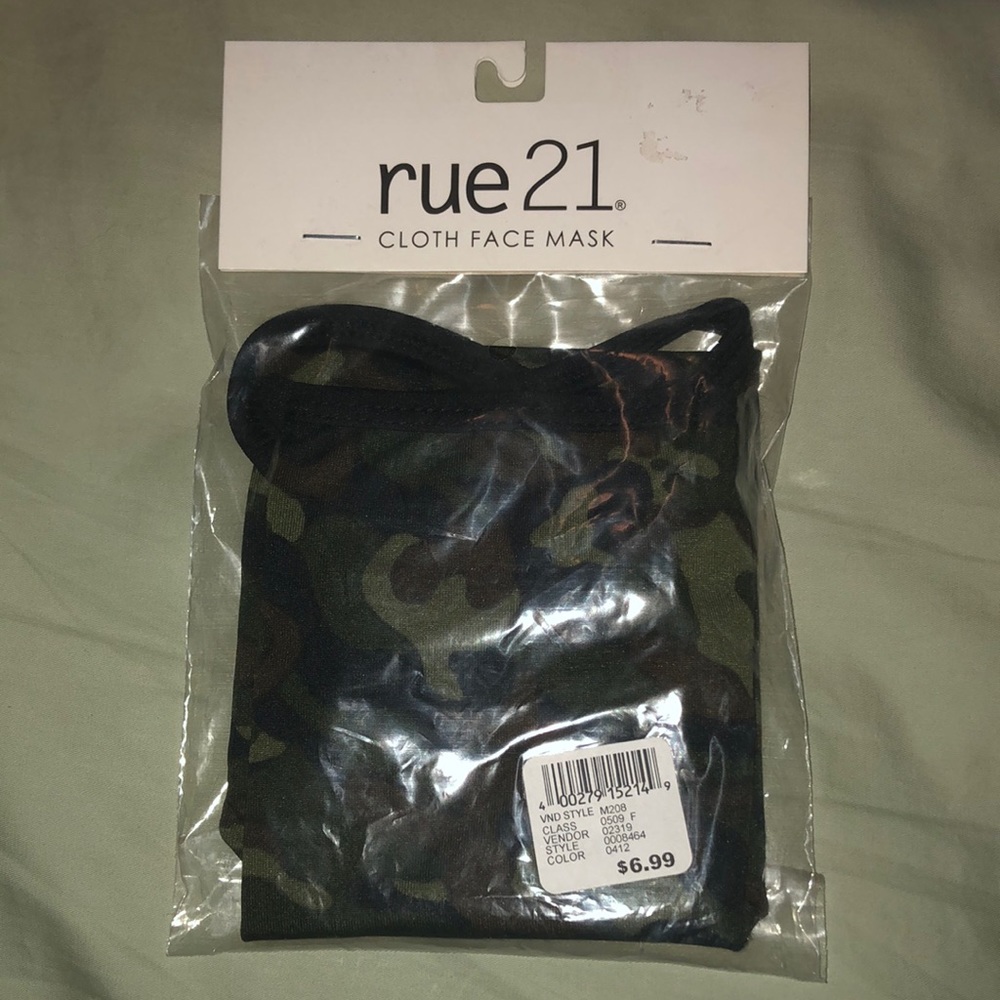 Camo bandana style mask